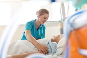 nurse comforts patient while discussing hospice eligibility for copd and other lung diseases